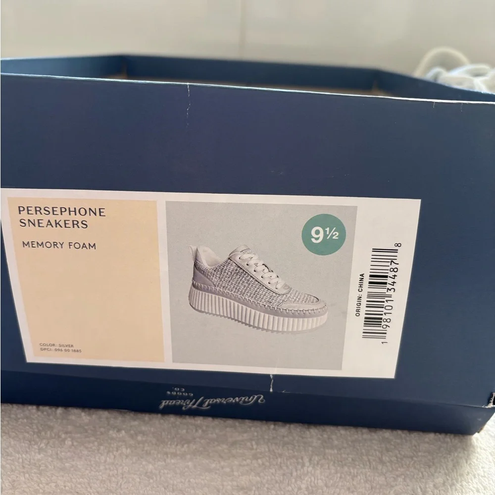 Universal Thread Lifestyle Sneakers Gray/Silver Free People shoe charm, W 9.5 - Picture 11 of 13